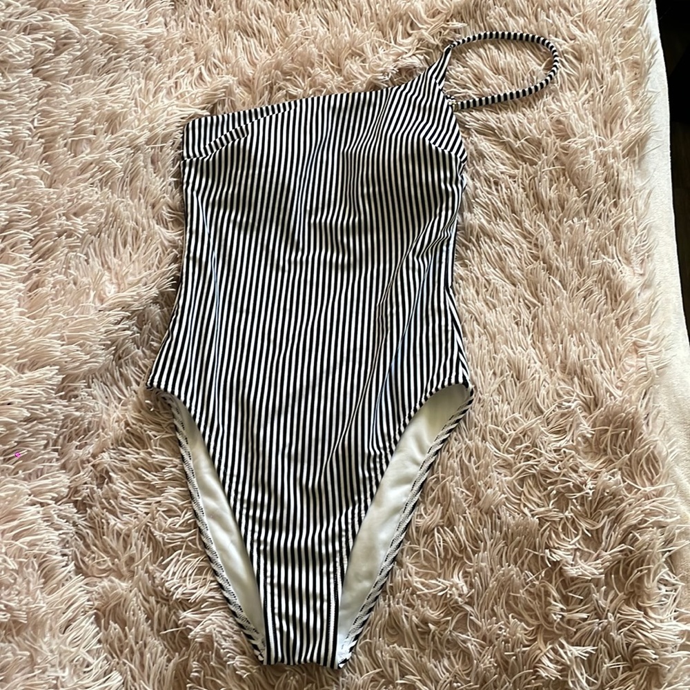 Hollister Swimsuit 🤍